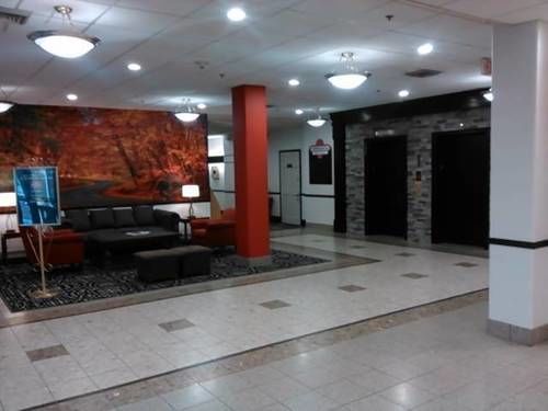 Ramada By Wyndham Downtown Hotel